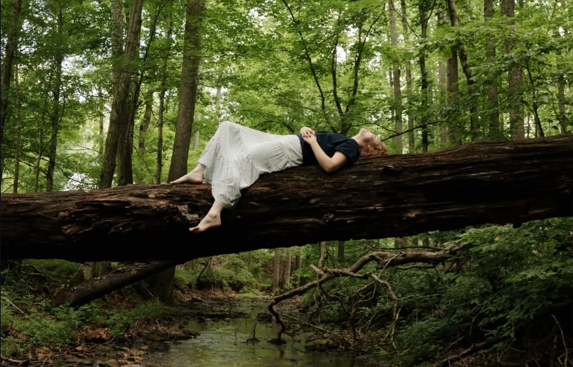 Mia Van De Loo – Upstream